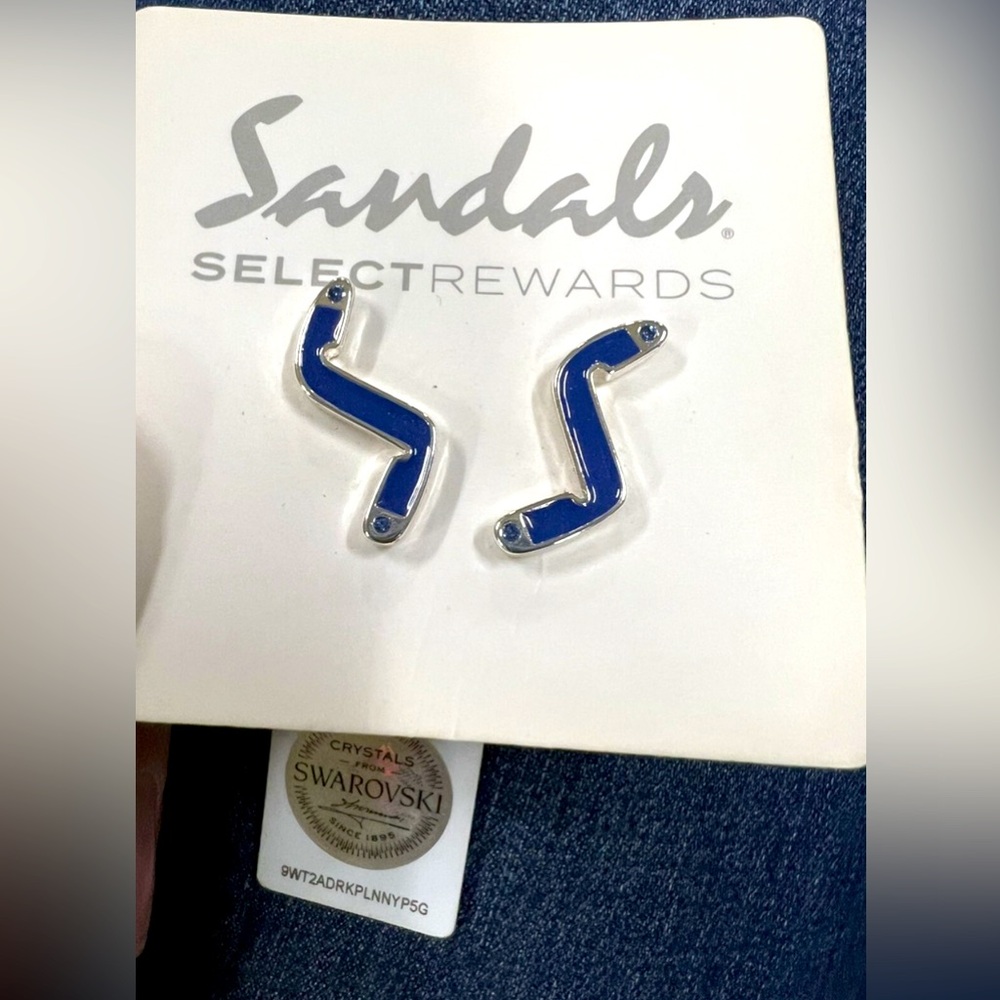 Sandals x Swarovski Select Rewards Special Editions cuff links